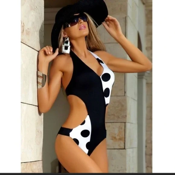 ❣️LAST 1❣️Chic & Sexy Black and White Polka Dot Monokini NWT - Picture 1 of 8